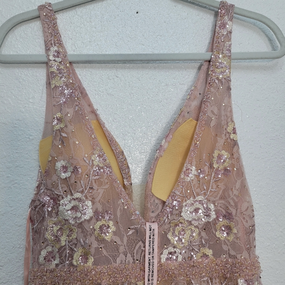 Mac Duggal 67481 Pink Floral Embellished Sleeveless Plunge Neck Gown NWT Size 4 - Picture 9 of 15